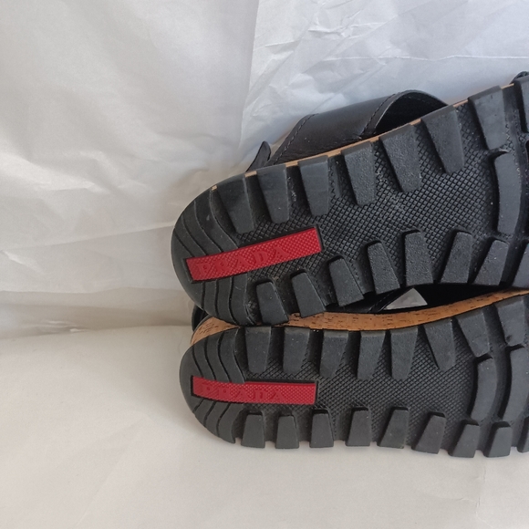 𝅺Prada Platform Wedge Leather criss cross leather sandals size 36.5 - Picture 13 of 14